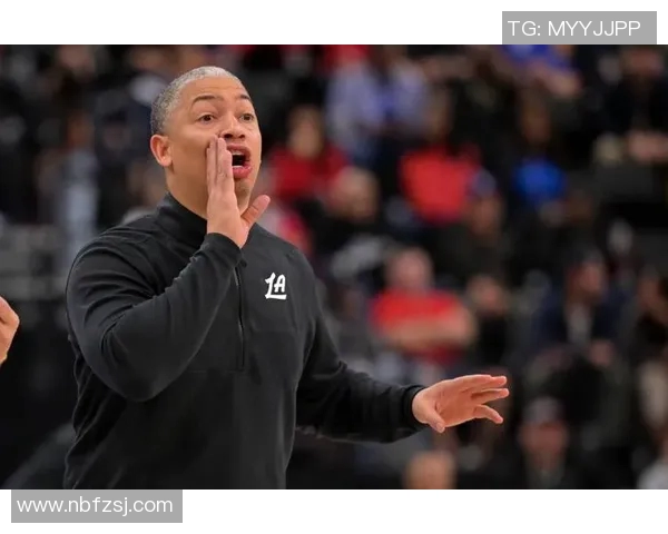 快船近9战1胜8负,美媒指明年首轮签必归雷霆 快船近9战1胜8负,美媒指明年首轮签必归雷霆