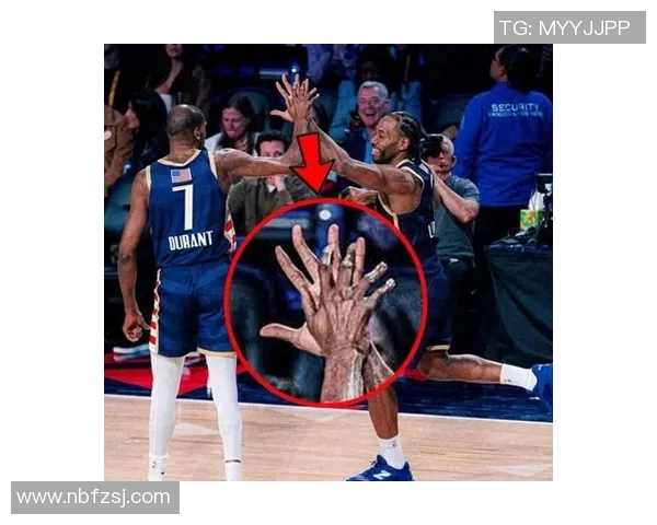 巨掌战神！小卡单节31分封神，手比杜兰特大两倍，NBA历史第9！